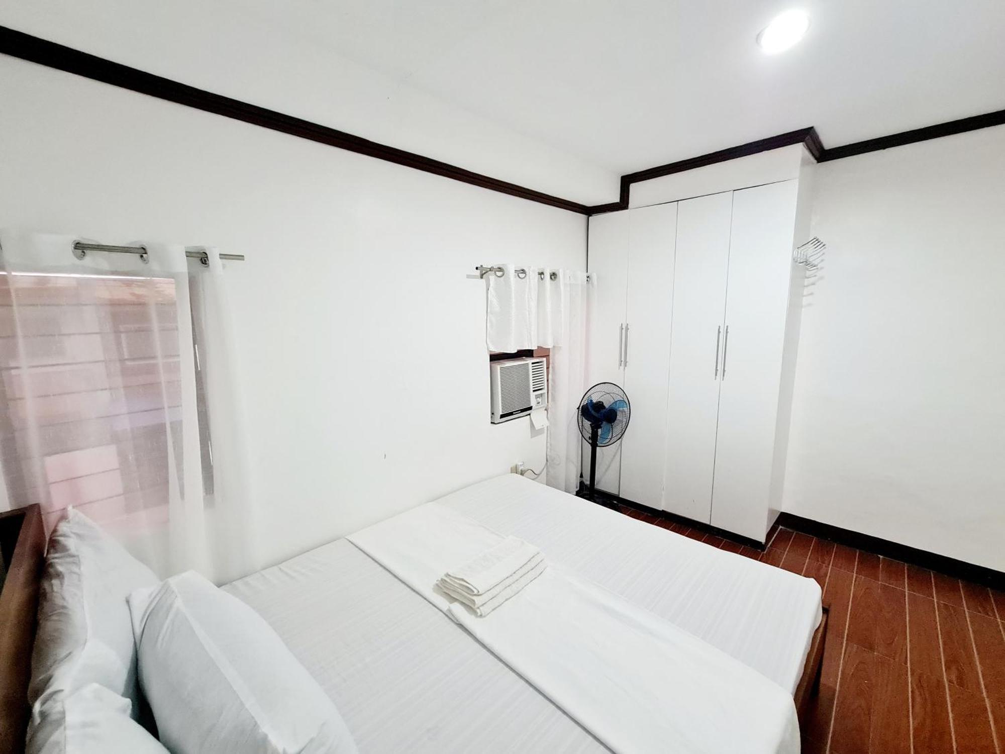Calapan City Fully Furnished House Transient Near Xentromall L39 Kültér fotó