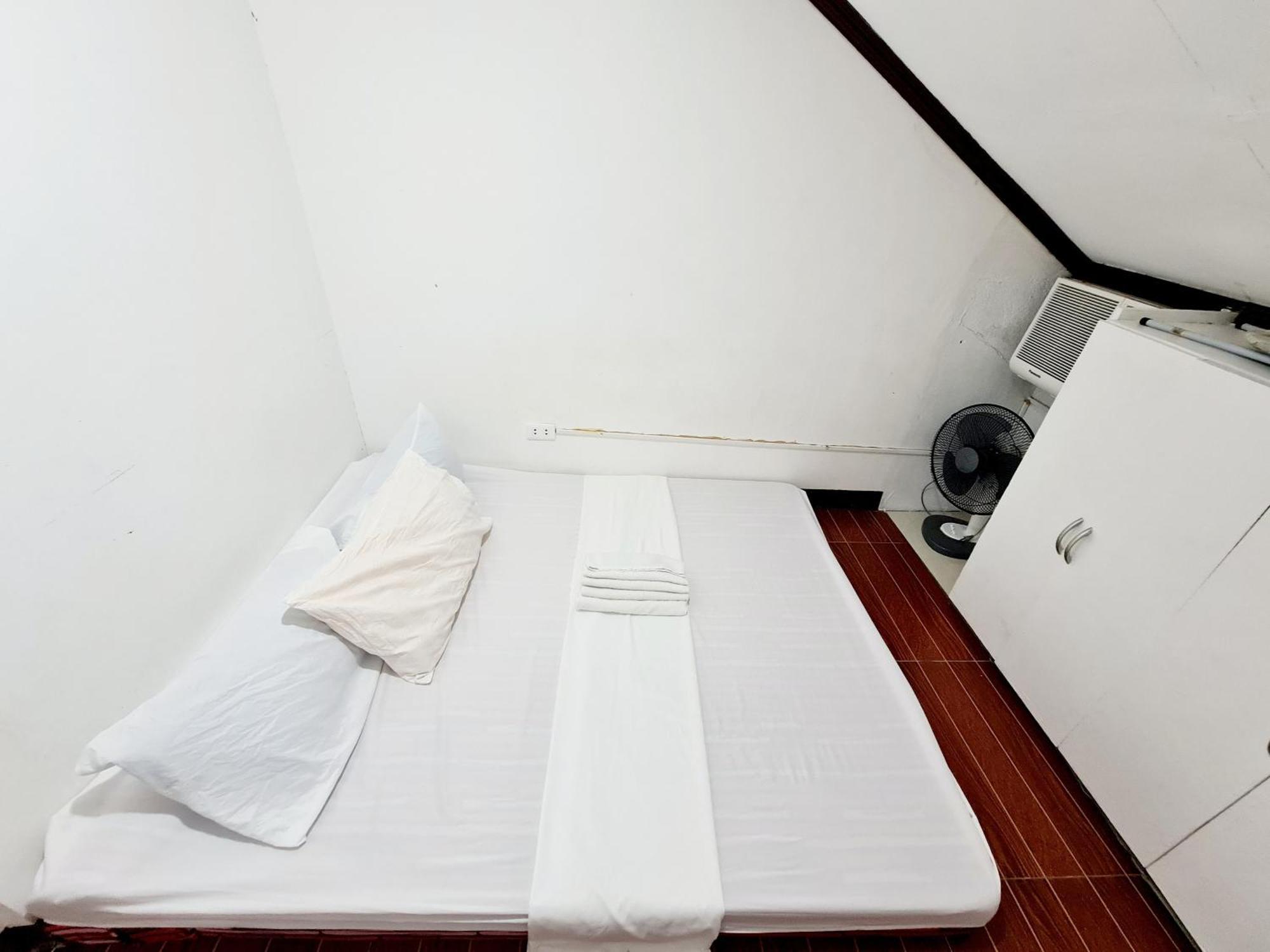 Calapan City Fully Furnished House Transient Near Xentromall L39 Kültér fotó