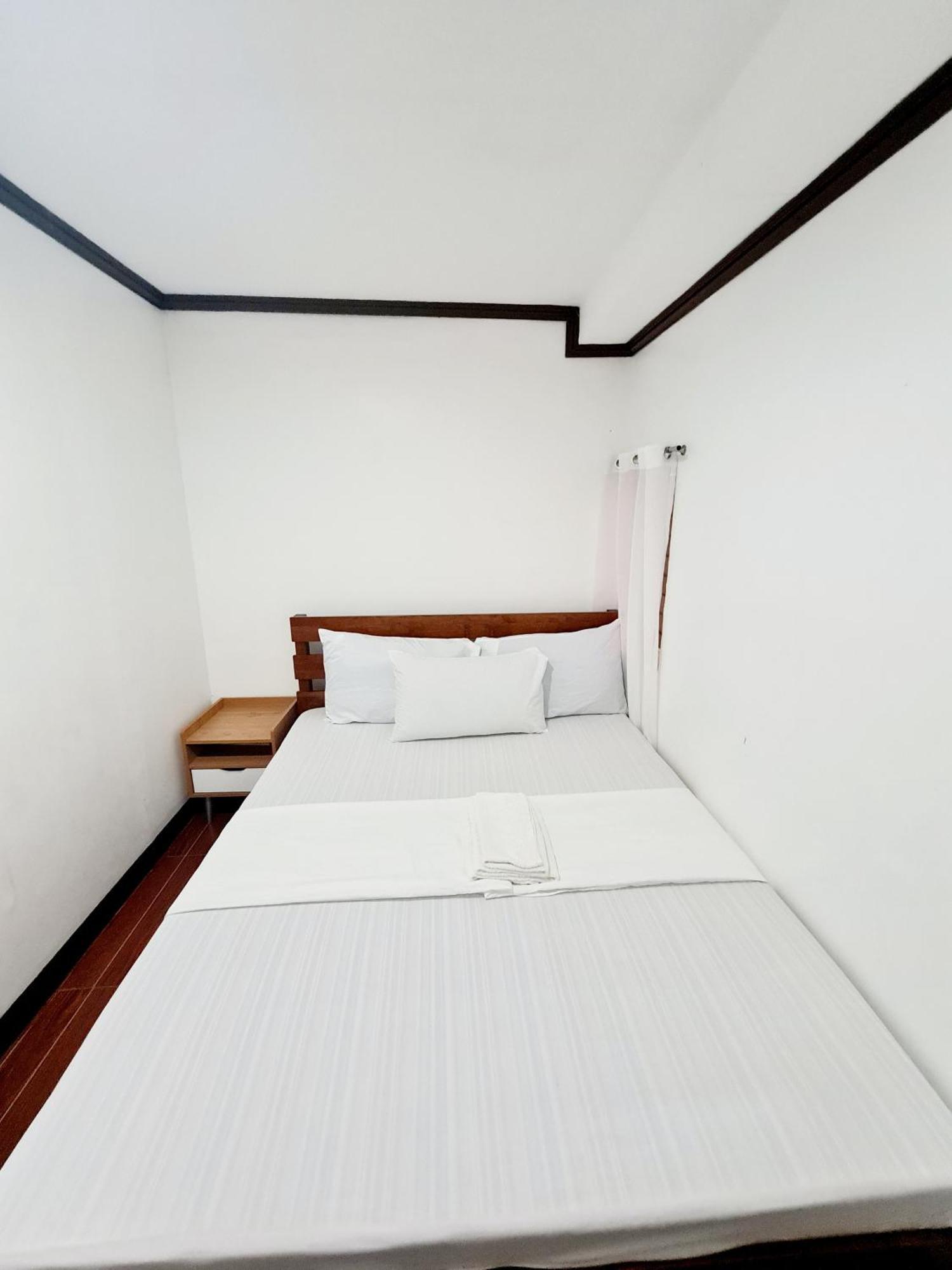Calapan City Fully Furnished House Transient Near Xentromall L39 Kültér fotó