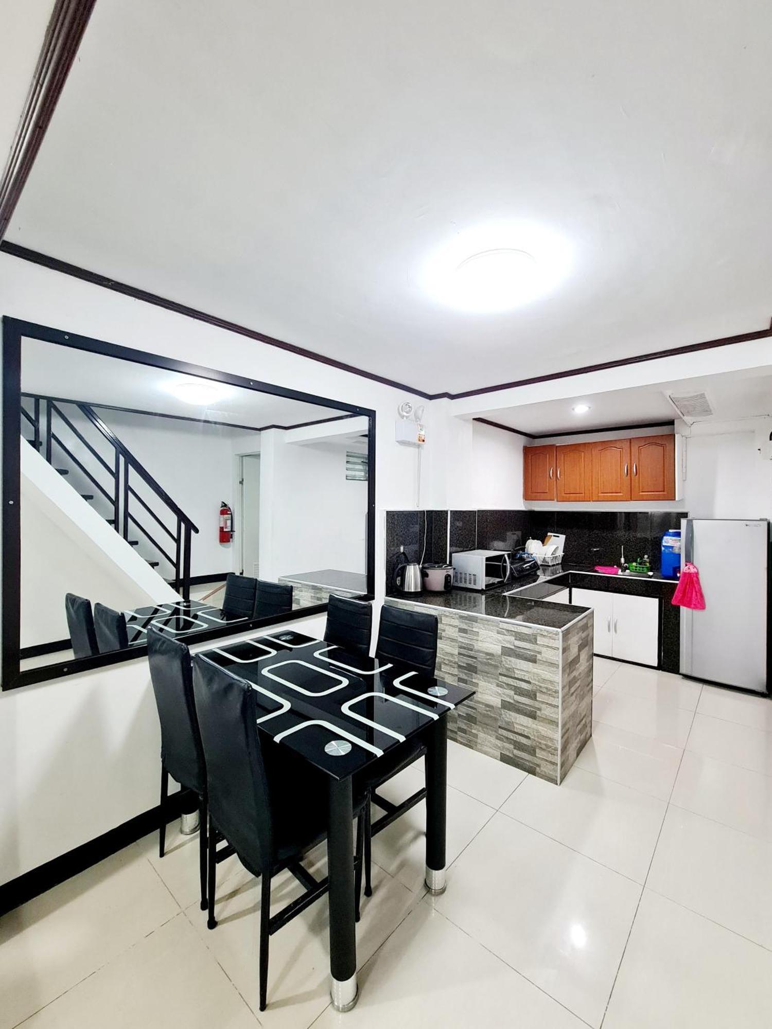 Calapan City Fully Furnished House Transient Near Xentromall L39 Kültér fotó