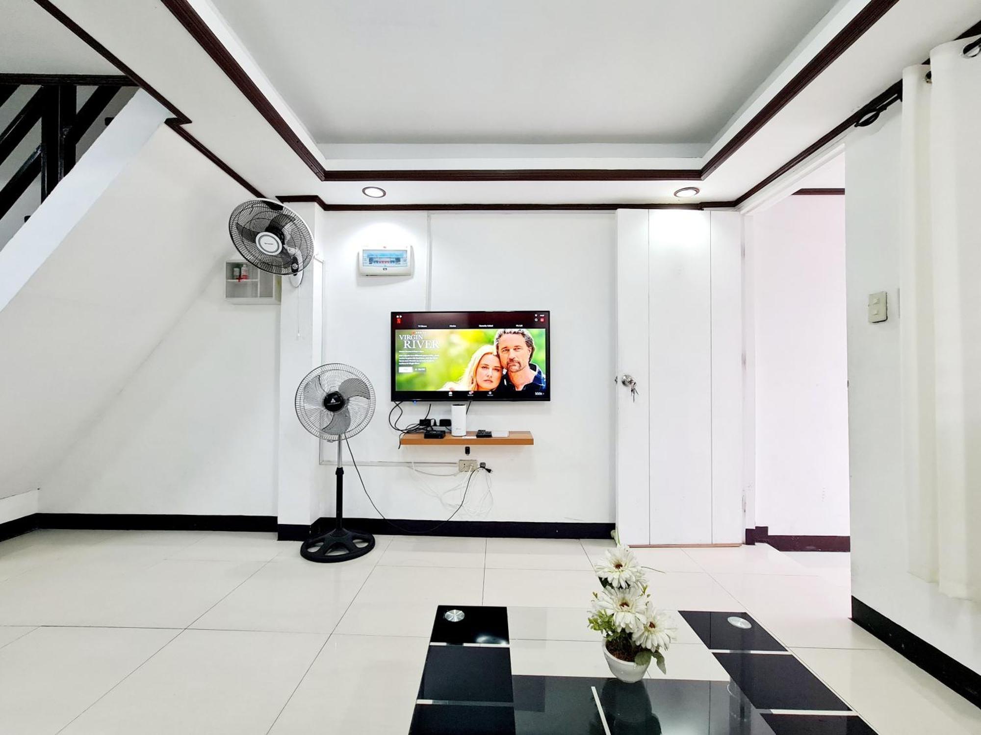 Calapan City Fully Furnished House Transient Near Xentromall L39 Kültér fotó